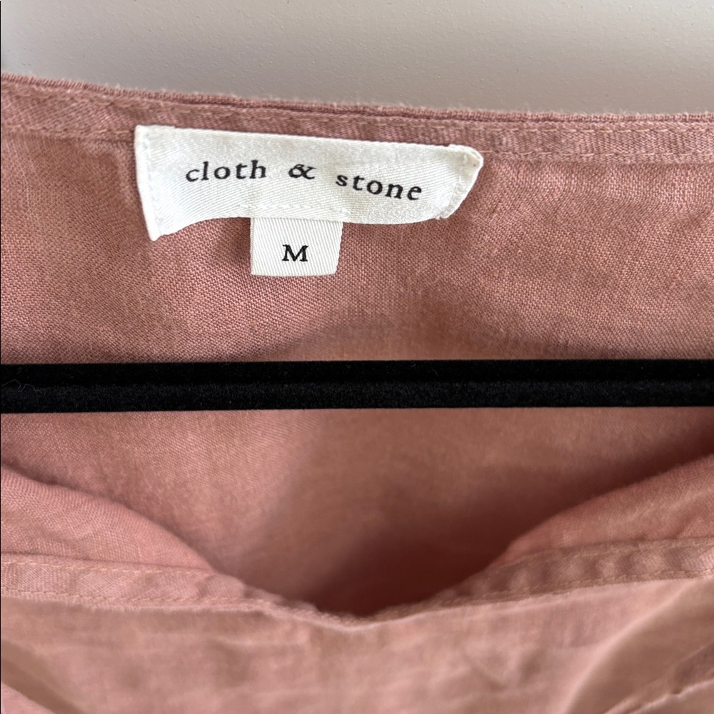 Cloth & Stone Dusty Rose V-Neck Blouse - Picture 2 of 3